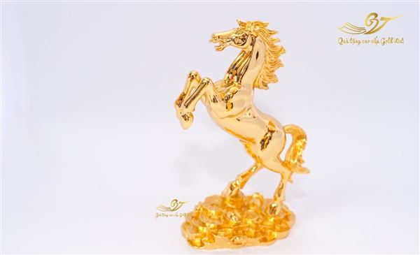 Cao dao tục ngữ về hình tượng ngựa 