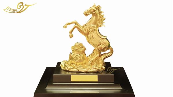 Gợi ý 15+ mẫu tượng ngựa phong thủy đón xuân 2026