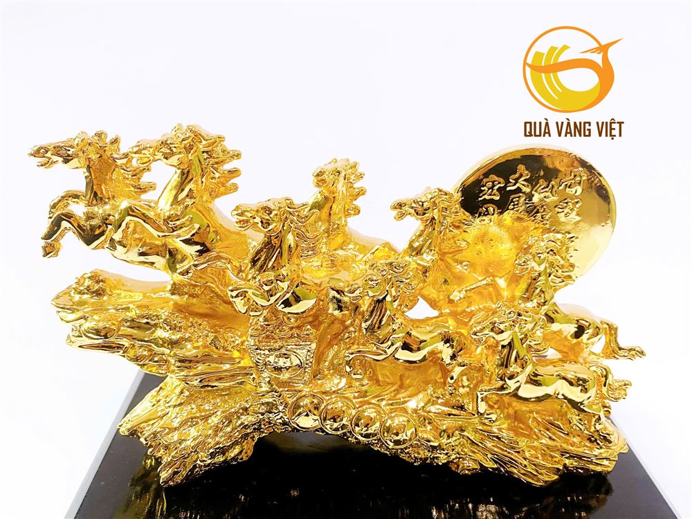 Tượng mã đáo thành công mạ vàng 22 cm